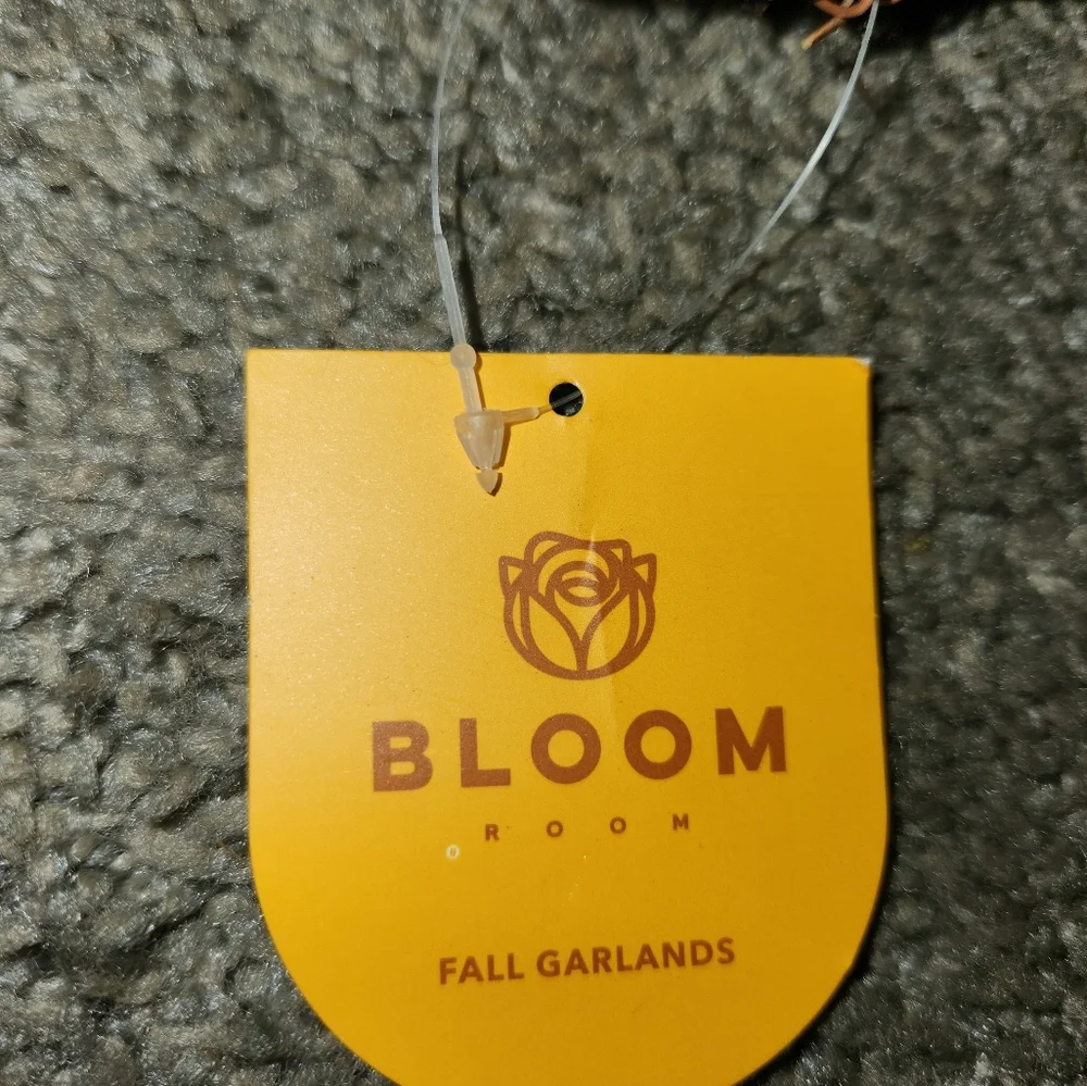 NWT Bloom room fall floral garland with mushrooms